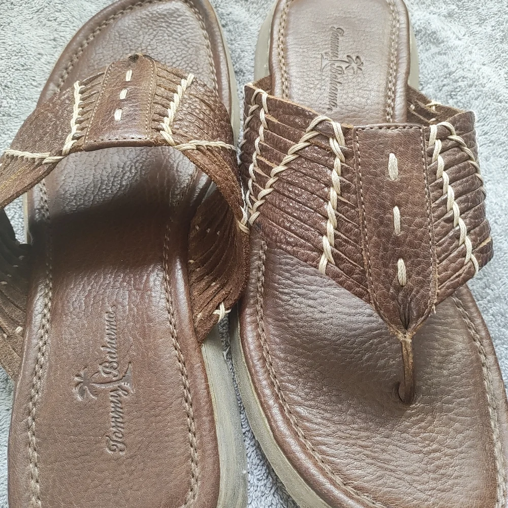 Tommy Bahama Men's Brown Leather Sandal Size 12, Vacation Casual (Tiny Flaw)